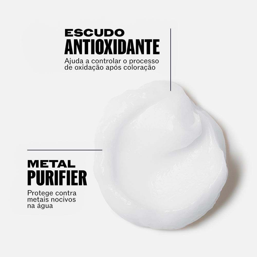 Máscara Capilar Professionals Invigo Color Brilliance 150mL Wella