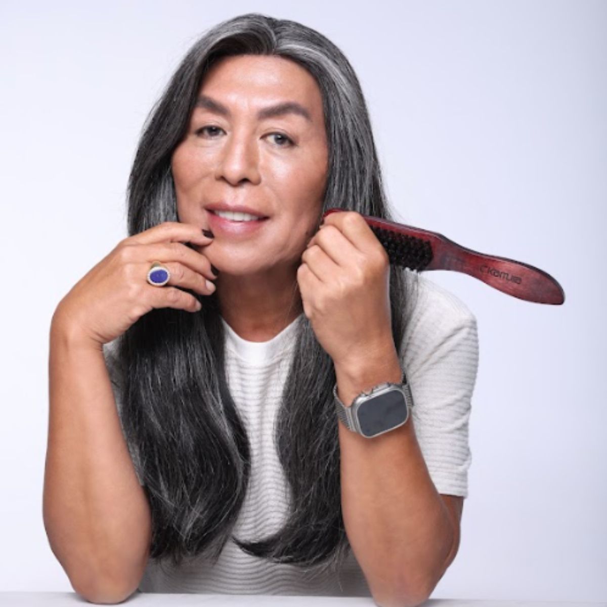 Escova de Madeira C.Kamura para Penteados e Barba